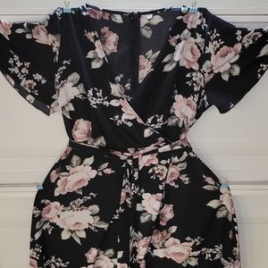 Floral print XL dress.